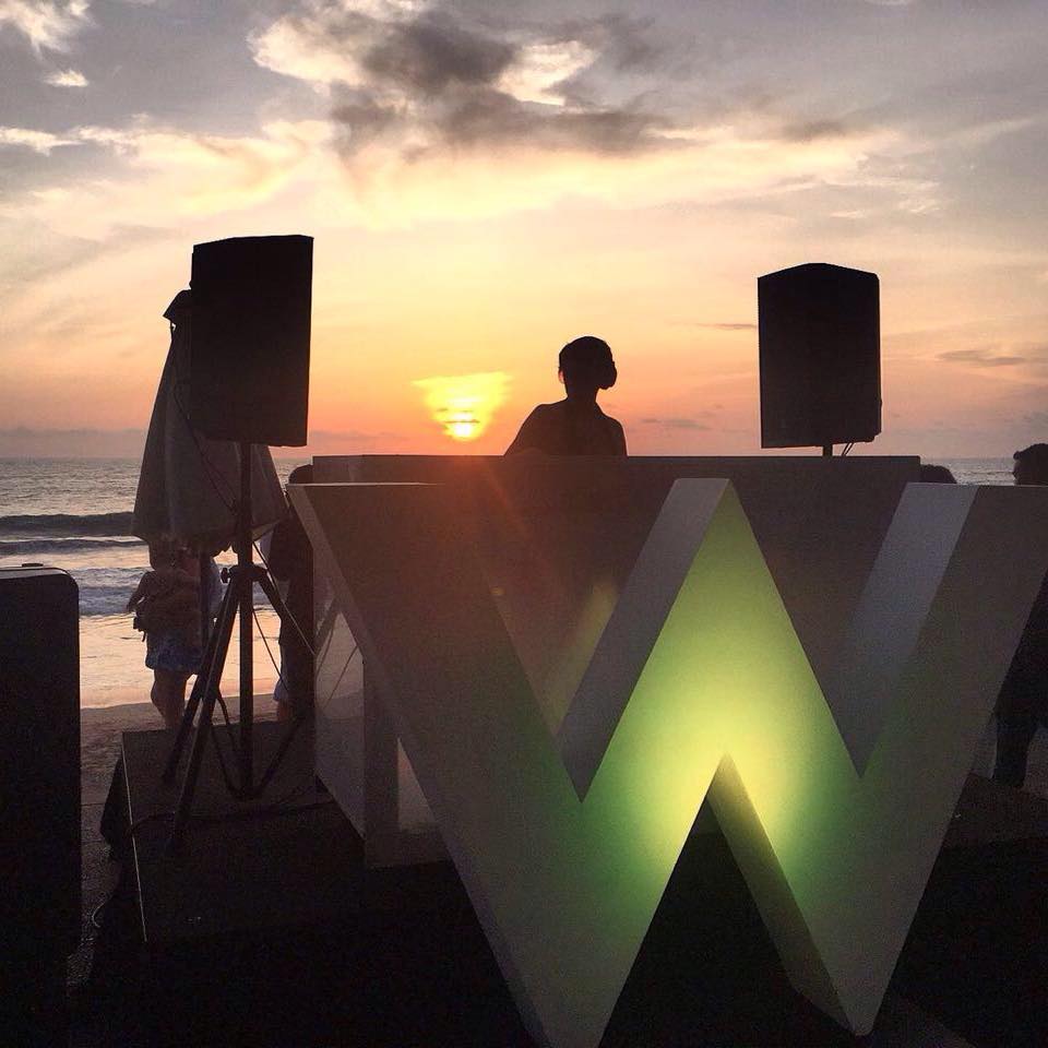 w sunset flic